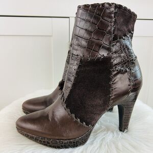 GIANNI BINI Nola Brown Leather Patchwork Handstitched Leather & Suede Booties 7M